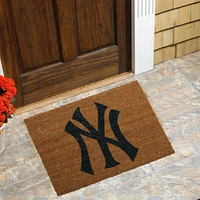 New York Yankees Logo 20'' x 30'' Coir Doormat