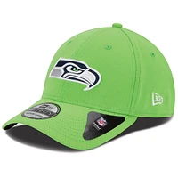 Mens Seattle Seahawks New Era Neon Green Team Classic 39THIRTY Flex Hat