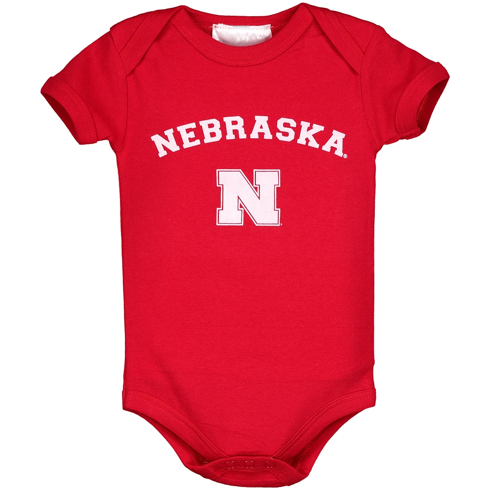 Infant Scarlet Nebraska Huskers Arch & Logo Bodysuit