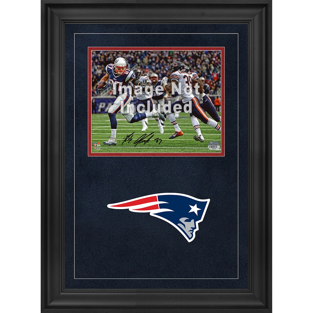 New England Patriots 8'' x 10'' Deluxe Horizontal Photograph Frame with Team Logo