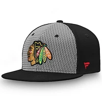 Men's Fanatics Gray/Black Chicago Blackhawks Versalux Fitted Hat