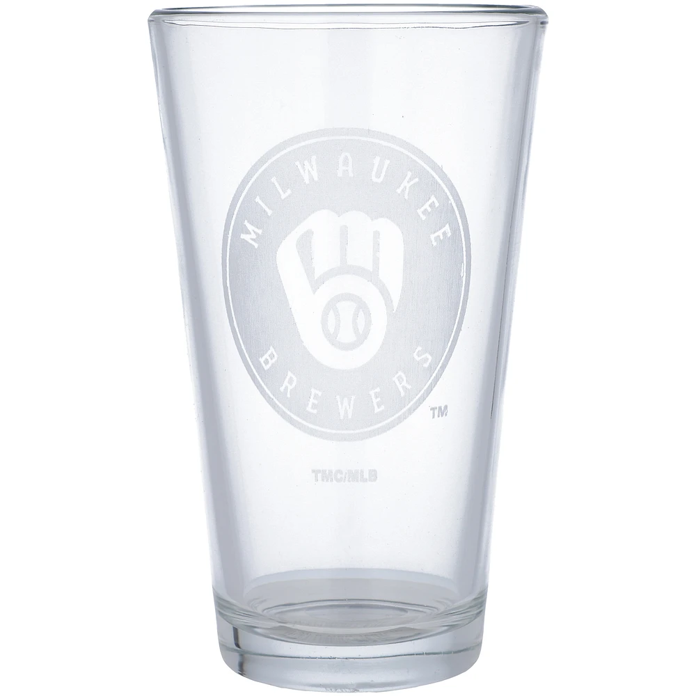 Milwaukee Brewers Etched 16oz. Pint Glass