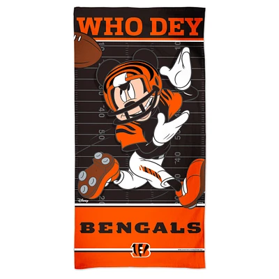 WinCraft Cincinnati Bengals 30'' x 60'' Disney Spectra Beach Towel