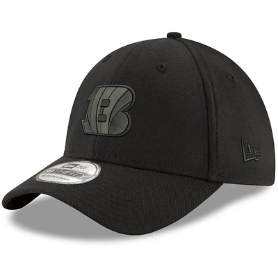 Men's New Era Black Cincinnati Bengals Logo 39THIRTY Flex Hat