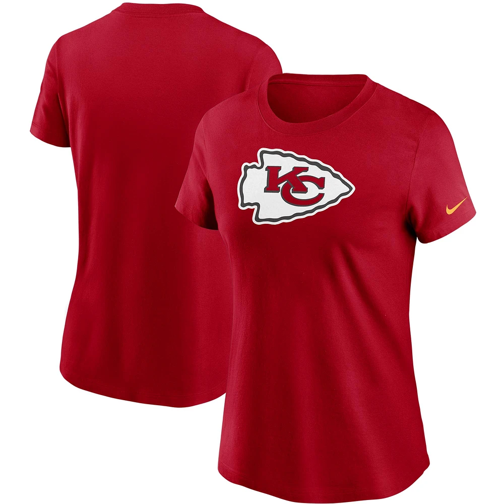 Women's Nike Red Kansas City Chiefs Logo Essential T-Shirt