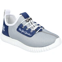 Youth New York Yankees Low Top Light-Up Shoes