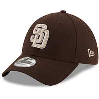 Men's New Era Brown San Diego Padres Alternate Team Classic 39THIRTY Flex Hat