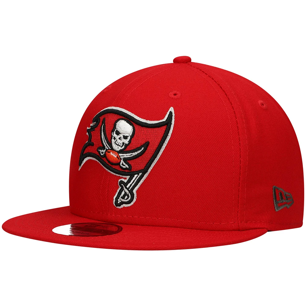 Men's New Era Red Tampa Bay Buccaneers Basic 9FIFTY Snapback Hat