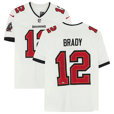 Tom Brady Tampa Bay Buccaneers Autographed Super Bowl LV Champions White Nike Limited Jersey