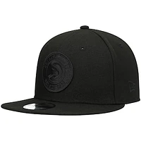 Men's New Era Atlanta Hawks Black On Black 9FIFTY Snapback Hat