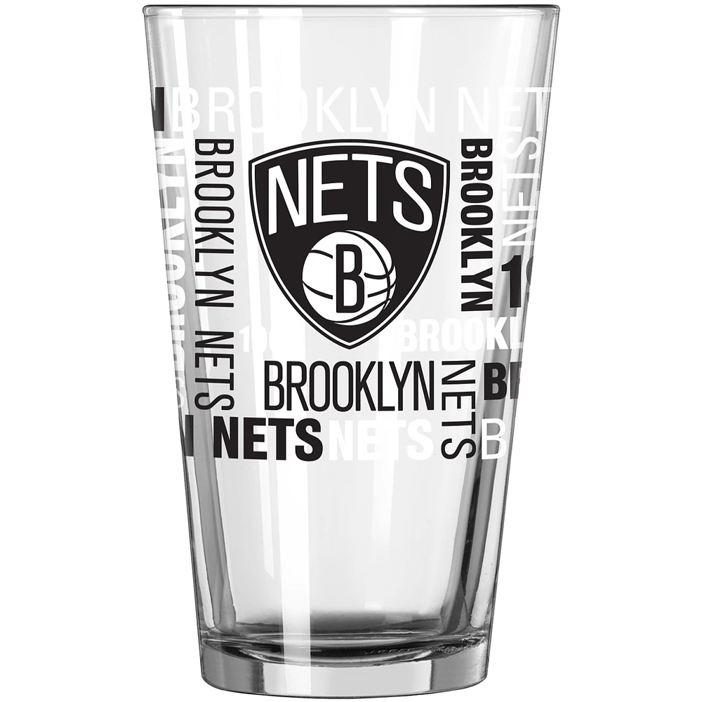 Brooklyn Nets 16oz. Team Spirit Pint Glass