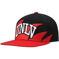 Men's Mitchell & Ness Red/Black UNLV Rebels Sharktooth Snapback Hat