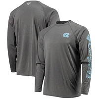 Men's Columbia Heather Charcoal North Carolina Tar Heels Terminal Tackle Omni-Shade Raglan Long Sleeve T-Shirt