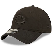 Men's New Era Cincinnati Reds Black On Black Core Classic 2.0 9TWENTY Adjustable Hat