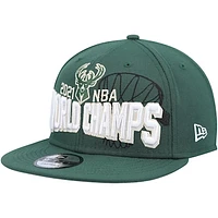 Youth New Era Hunter Green Milwaukee Bucks 2021 NBA Finals Champions On The Court 9FIFTY Snapback Hat