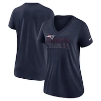 Women's Nike Heathered Navy New England Patriots Lock Up Tri-Blend V-Neck T-Shirt