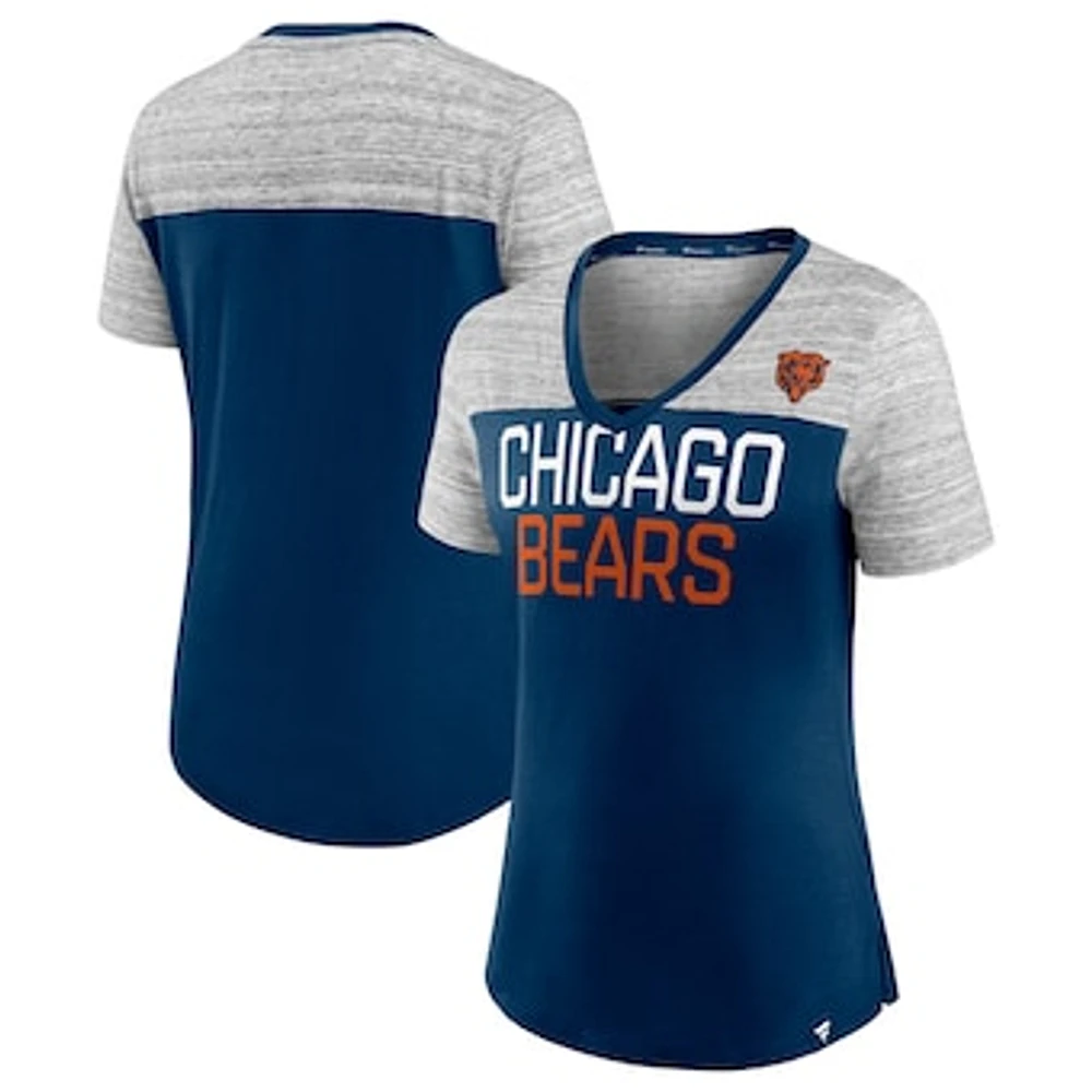 Women's Fanatics Navy/Heathered Gray Chicago Bears Close Quarters V-Neck T-Shirt