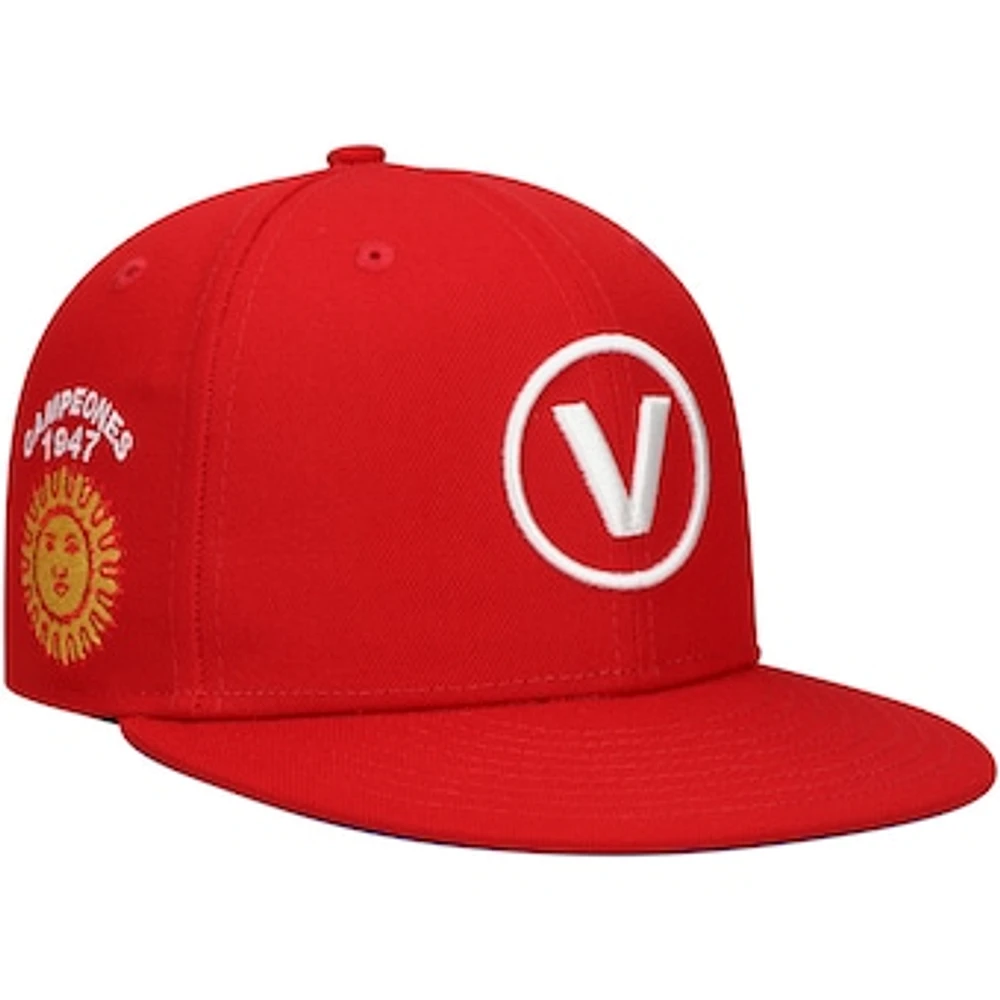 Men's Rings & Crwns Red Vargas Campeones Team Fitted Hat