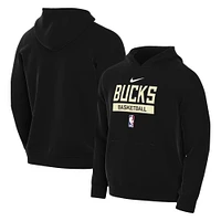 Men's Nike Black Milwaukee Bucks 2022/23 Spotlight On-Court Practice Performance Pullover Hoodie