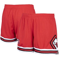 Women's Mitchell & Ness Red Chicago Bulls Hardwood Classics Jump Shot - Shorts