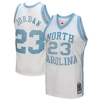 Men's Mitchell & Ness Michael Jordan White North Carolina Tar Heels 1983/84 Authentic Retired Player Jersey