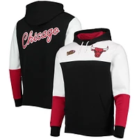 Men's Mitchell & Ness Black Chicago Bulls Hardwood Classics 1996 NBA Finals Fusion 2.0 Colorblock Pullover Hoodie