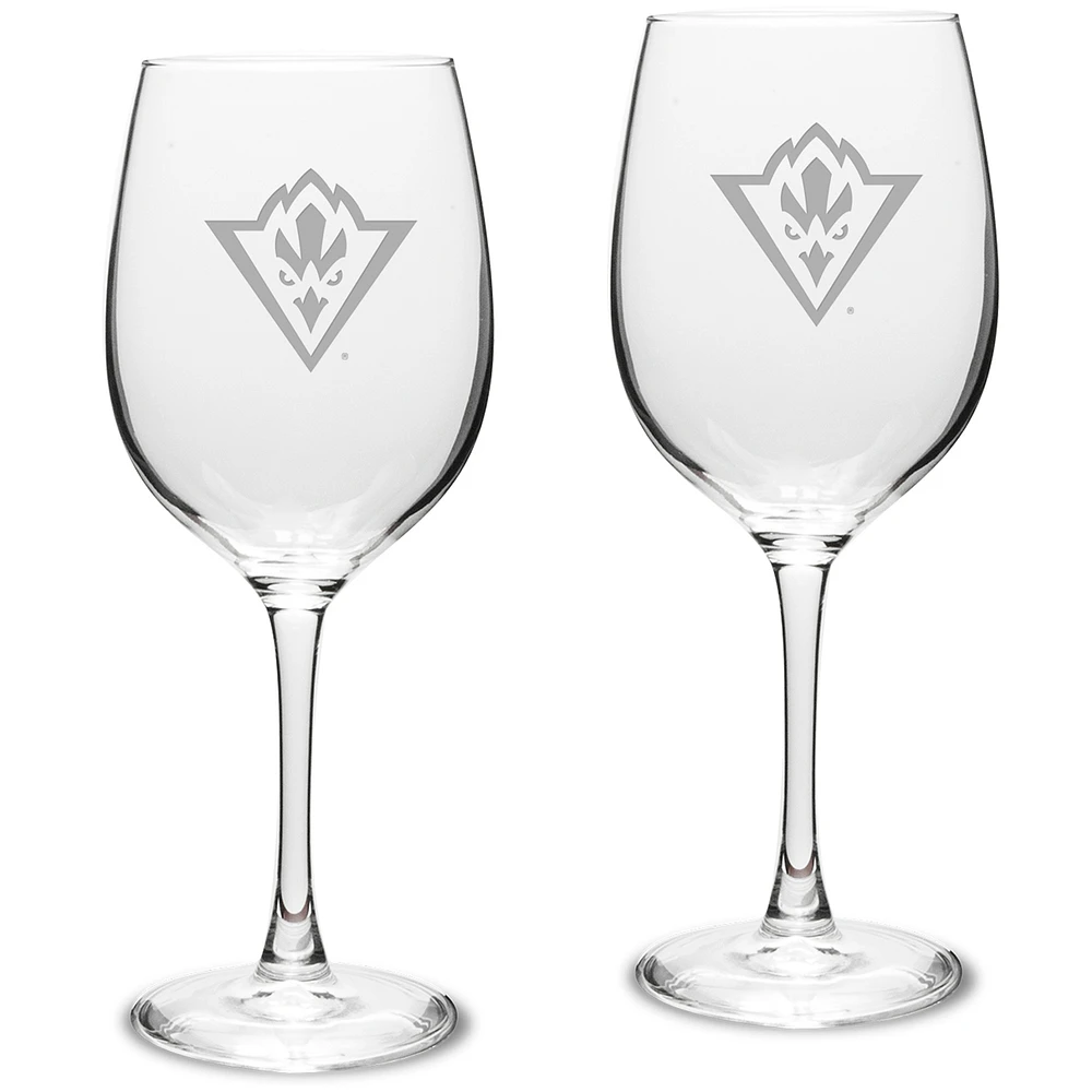 UNC Wilmington Seahawks 16oz. 2-Piece Traditional White Wine Glass Set