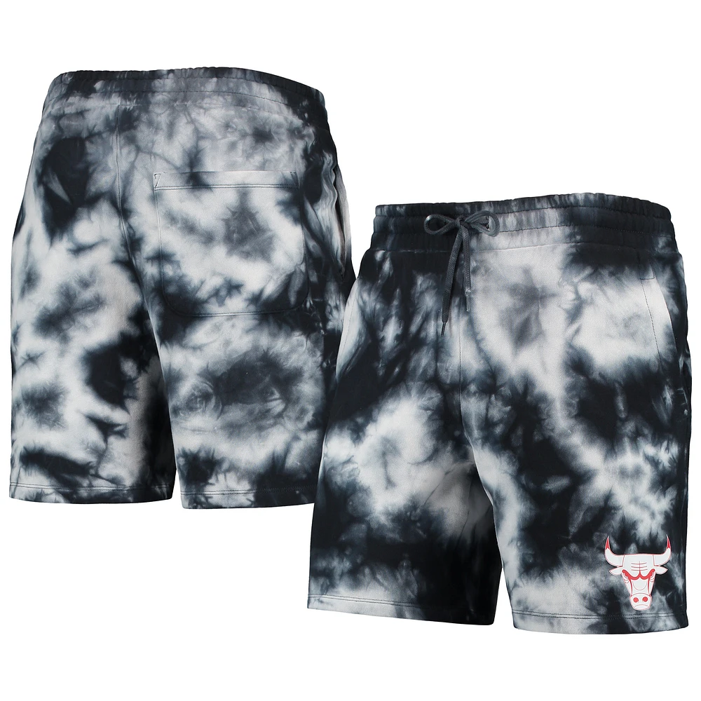 Men's New Era Black Chicago Bulls Fleece Tie-Dye Shorts