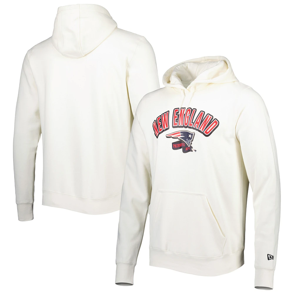 Men's New Era Cream New England Patriots Sideline Chrome Pullover Hoodie