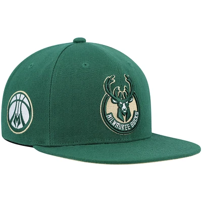 Men's Mitchell & Ness Hunter Green Milwaukee Bucks Core Side Snapback Hat