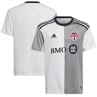 Youth adidas White Toronto FC - 2022 Community Kit Replica Jersey