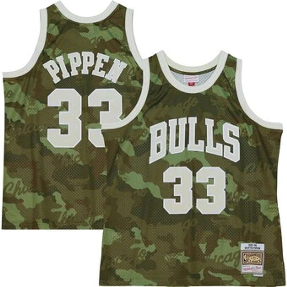 Men's Mitchell & Ness Scottie Pippen Green Chicago Bulls 1997/98 Hardwood Classics Ghost Camo - Swingman Player Jersey