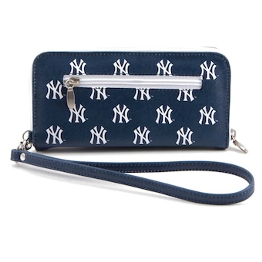 Women's New York Yankees Zip-Around Wristlet Wallet