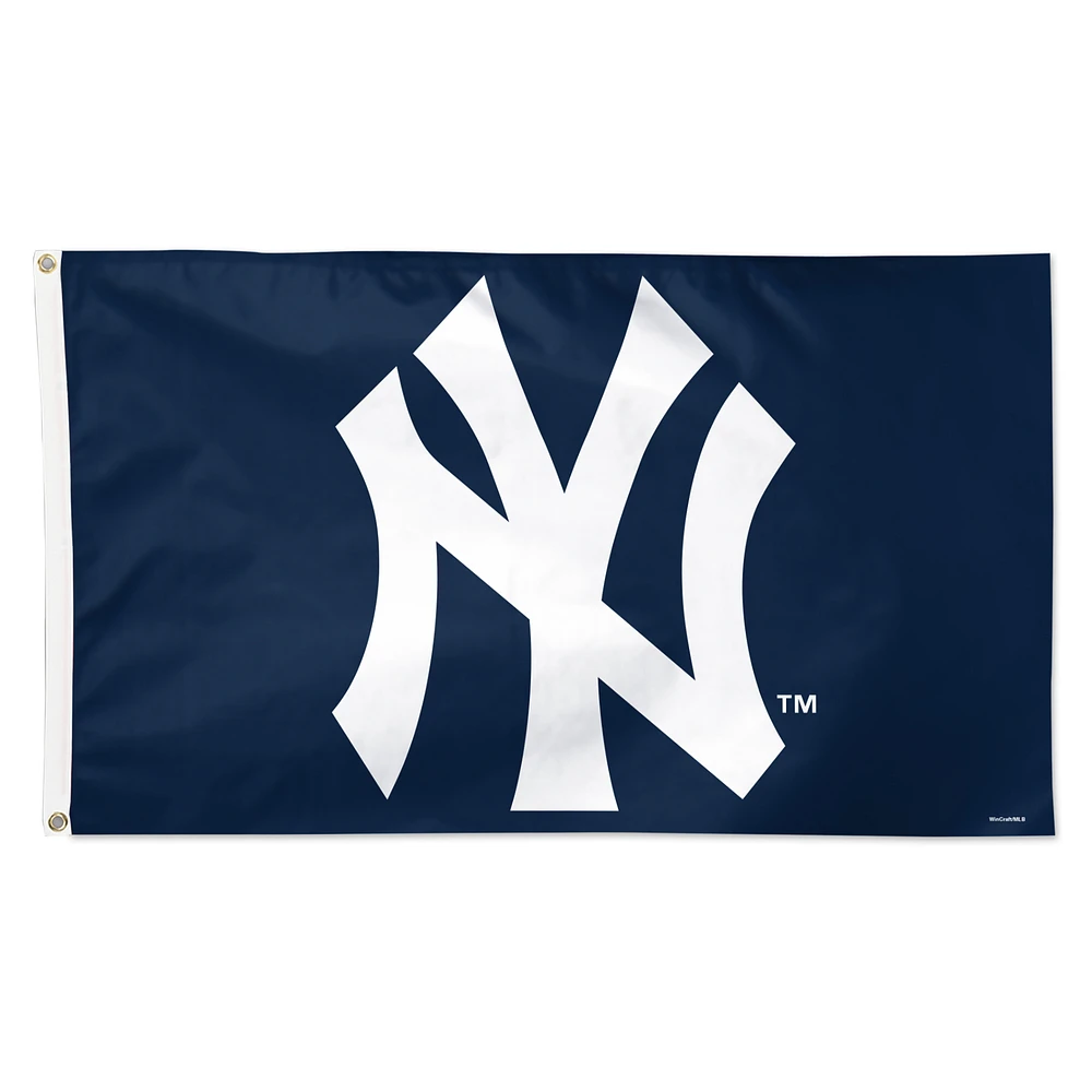 WinCraft New York Yankees 3' x 5' Single-Sided Deluxe Primary Team Logo Flag