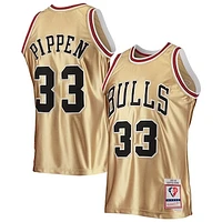 Men's Mitchell & Ness Scottie Pippen Gold Chicago Bulls 75th Anniversary 1997/98 Hardwood Classics Swingman Jersey