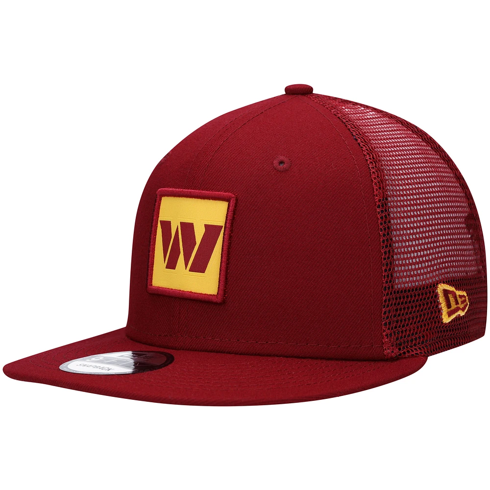 Men's New Era Burgundy Washington Commanders Gridlock 9FIFTY Trucker Snapback Hat