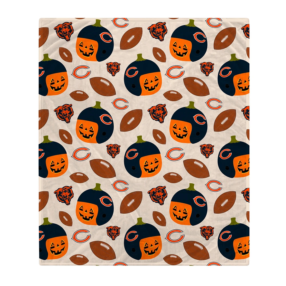 Chicago Bears 60" x 70" Pumpkin Helmet Corral Fleece Blanket