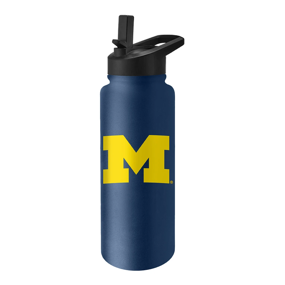 Michigan Wolverines 34oz. Quencher Bottle