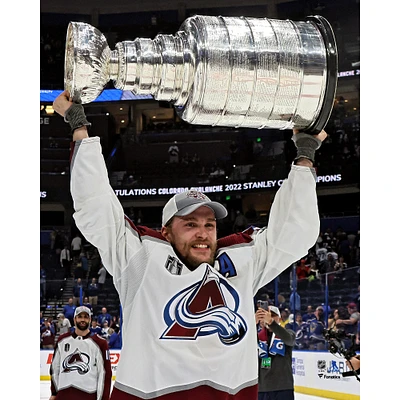 Mikko Rantanen Colorado Avalanche Unsigned 2022 Stanley Cup Champions Raising Cup Photograph