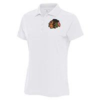 Women's Antigua White Chicago Blackhawks Team Logo Legacy Pique Polo