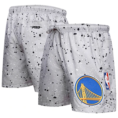 Men's Pro Standard Gray Golden State Warriors Splatter Woven Shorts