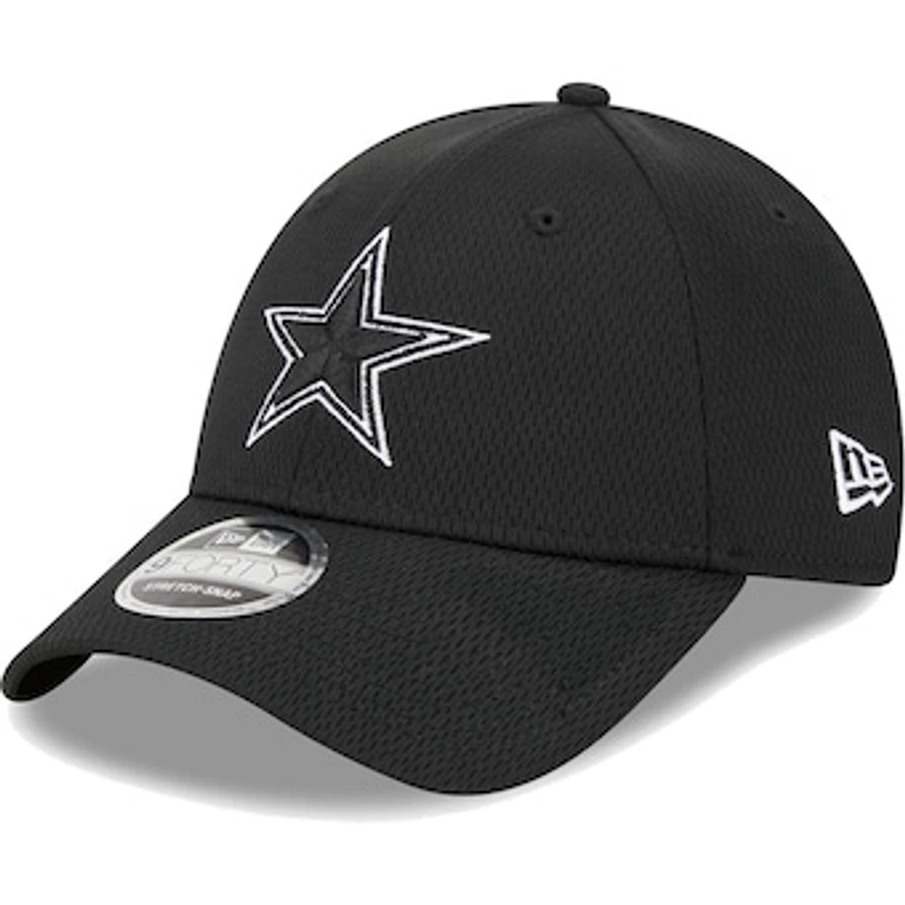 Men's New Era Black Dallas Cowboys  Main B-Dub 9FORTY Adjustable Hat