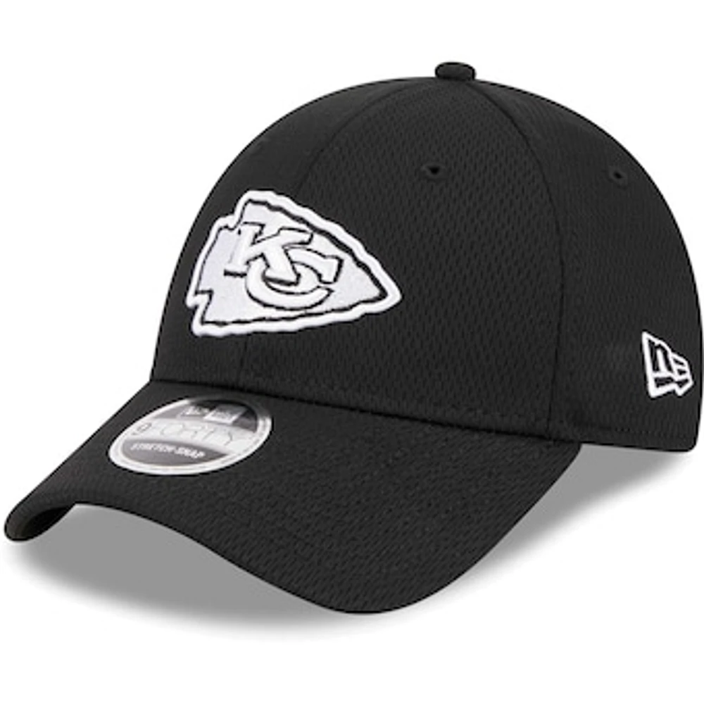 Men's New Era Black Kansas City Chiefs  Main B-Dub 9FORTY Adjustable Hat