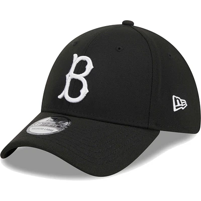 Men's New Era Black Brooklyn Dodgers Logo 39THIRTY Flex Hat