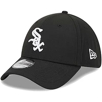 Men's New Era Black Chicago White Sox Logo 39THIRTY Flex Hat