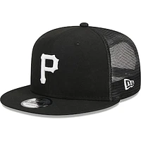 Men's New Era Black Pittsburgh Pirates Trucker 9FIFTY Snapback Hat