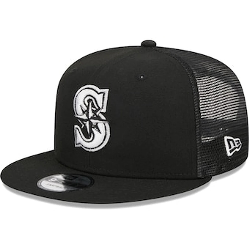 Men's New Era Black Seattle Mariners Trucker 9FIFTY Snapback Hat