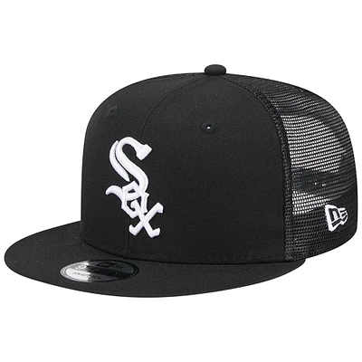 Men's New Era Black Chicago White Sox Team Color Trucker 9FIFTY Snapback Hat