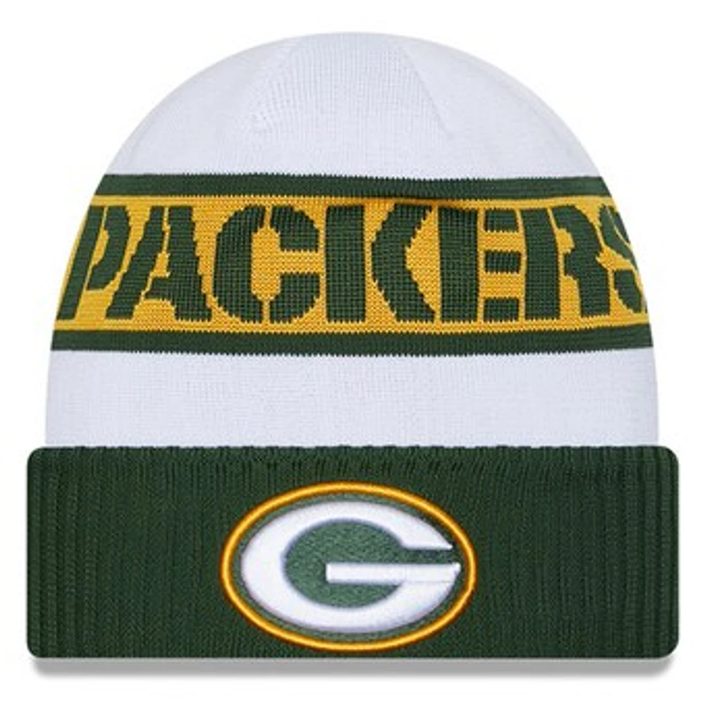 Men's New Era  White/Green Green Bay Packers 2023 Sideline Tech Cuffed Knit Hat