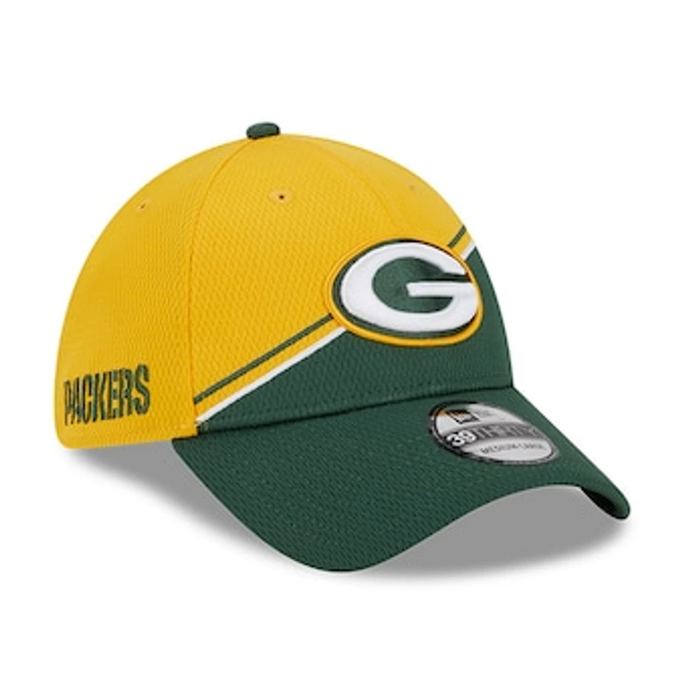 Men's New Era Gold/Green Green Bay Packers 2023 Sideline 39THIRTY Flex Hat